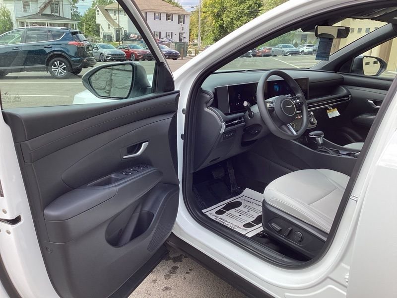 New 2026 White Hyundai SEL image 22