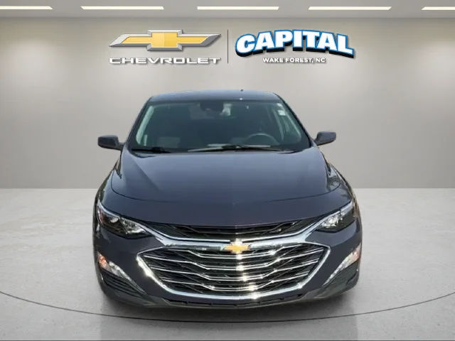 Used 2025 Night Shade Metallic Chevrolet 1LT image 9