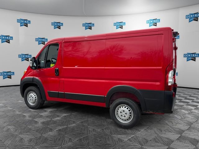 New 2026 Flame Red Clear-Coat Exterior Paint Ram Low Roof image 3