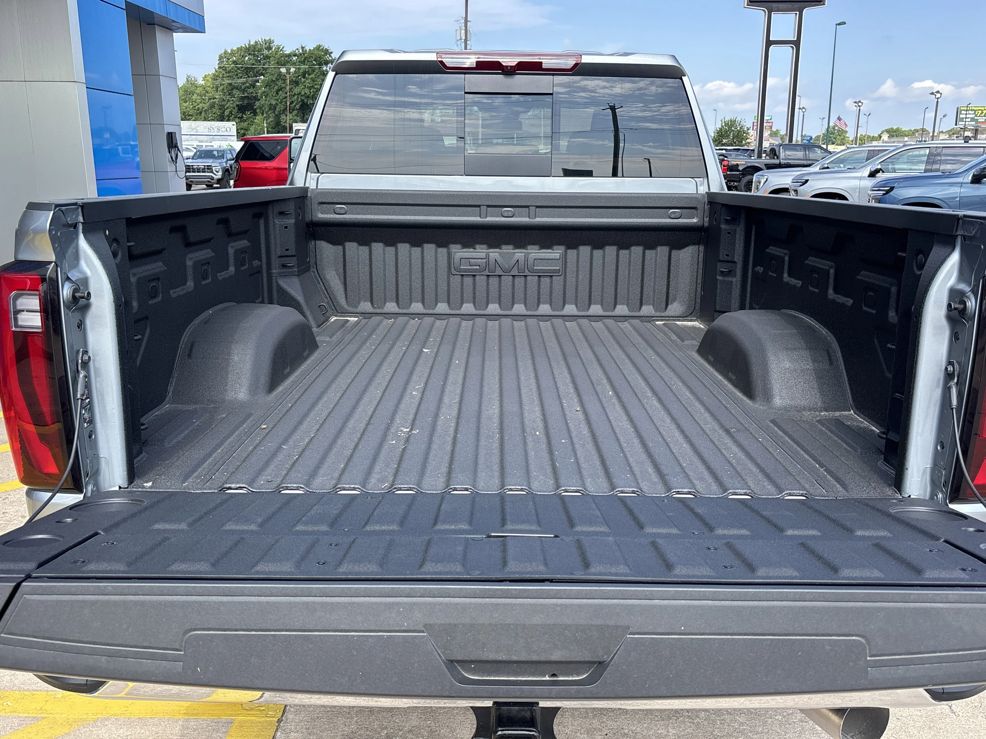New 2026 Sterling Metallic GMC SLT image 6