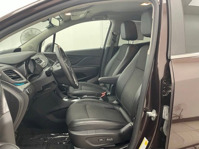 Certified Used 2016 Includes (BQU) Dark Cocoa Ash lower accent color.) Buick Sport Touring image 11