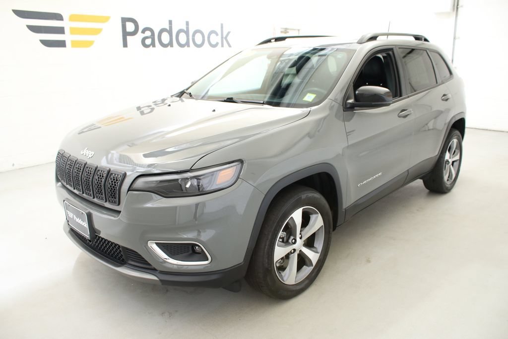 Used 2022 Gray Jeep Limited image 4