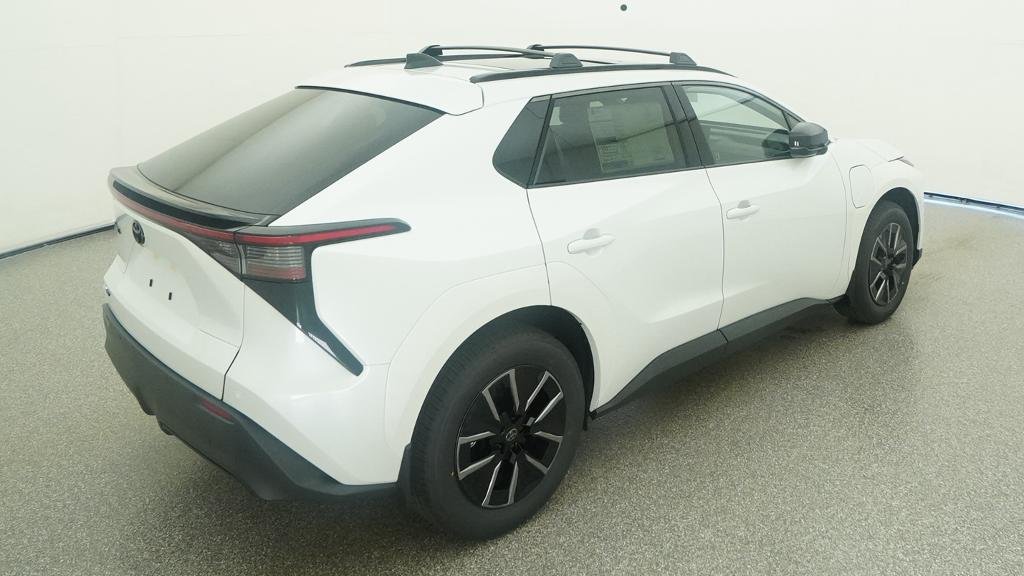 New 2026 Wind Chill Pearl Toyota XLE image 50