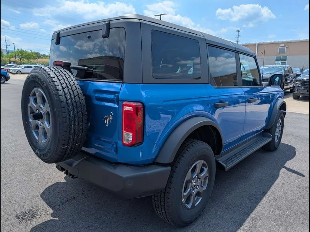 New 2026 Velocity Blue Metallic Ford Big Bend® image 3