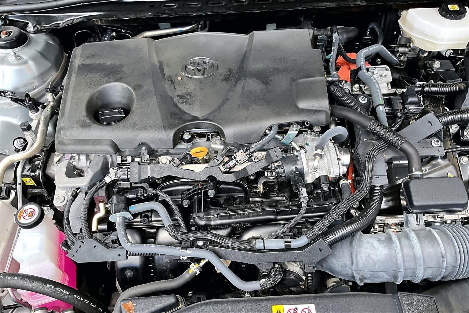 Used 2025 Celestial Silver Metallic Toyota LE image 33
