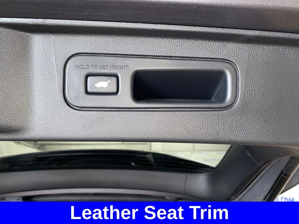 Used 2025 Gray Honda EX-L image 24