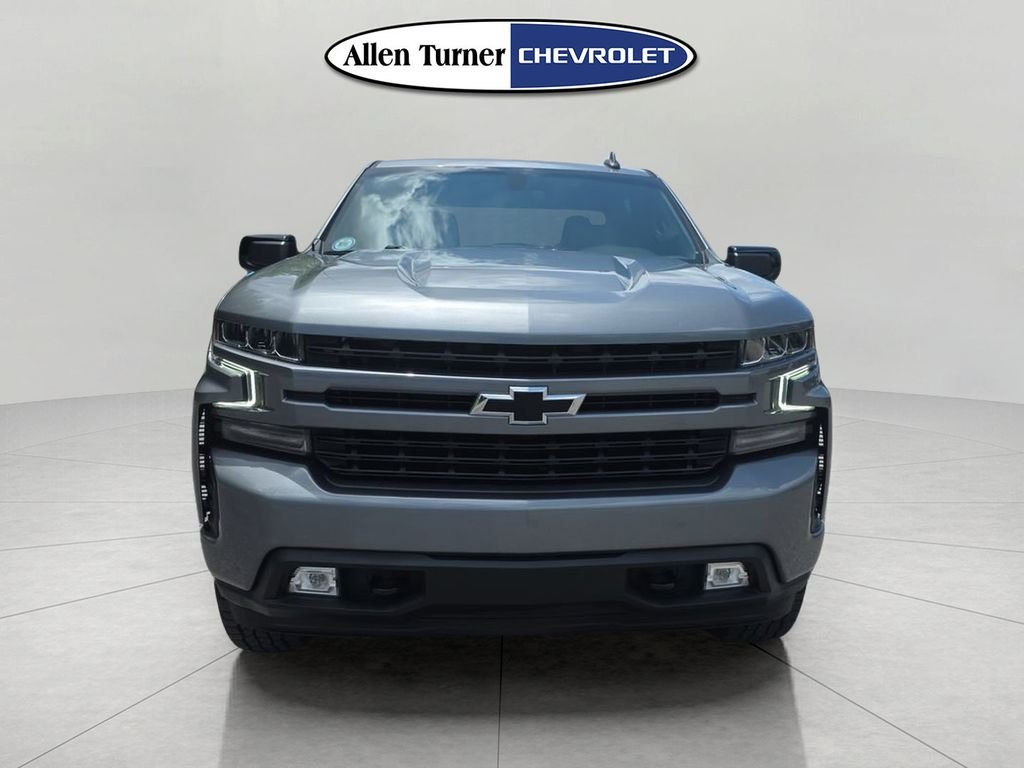 Used 2021 Gray Chevrolet RST image 2