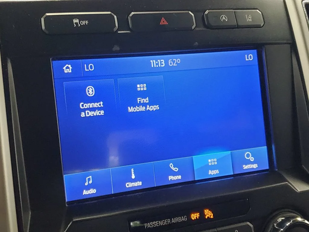 Used 2020 White Ford XL image 23