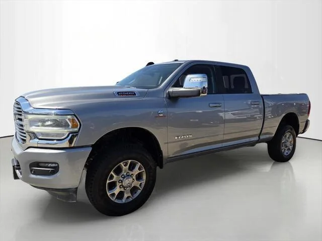 Used 2024 Billet Silver Metallic Clearcoat Ram Laramie image 1