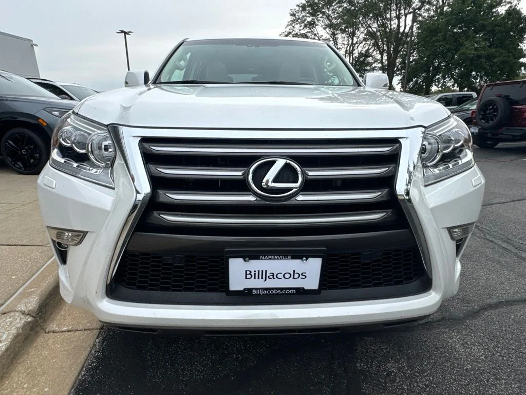 Used 2014 Starfire Pearl Lexus 460 image 9