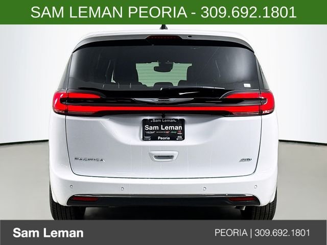 2026 Chrysler Pacifica Select - Photo 6
