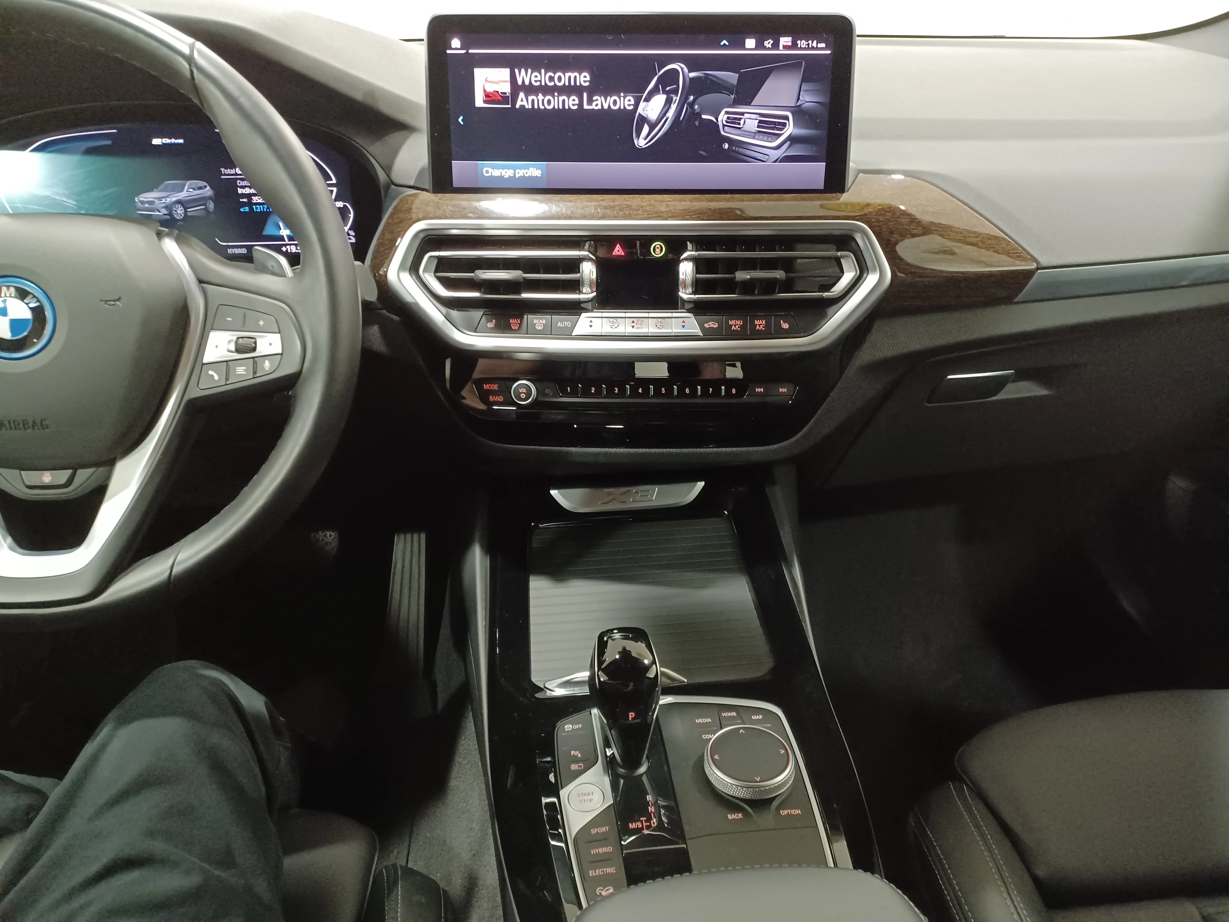 Certified Used 2023 Black Sapphire Metallic BMW xDrive30e Plug-In Hybrid*Nav | Htd Leather | Htd Steering Wheel | Rain Sense Wipers image 14