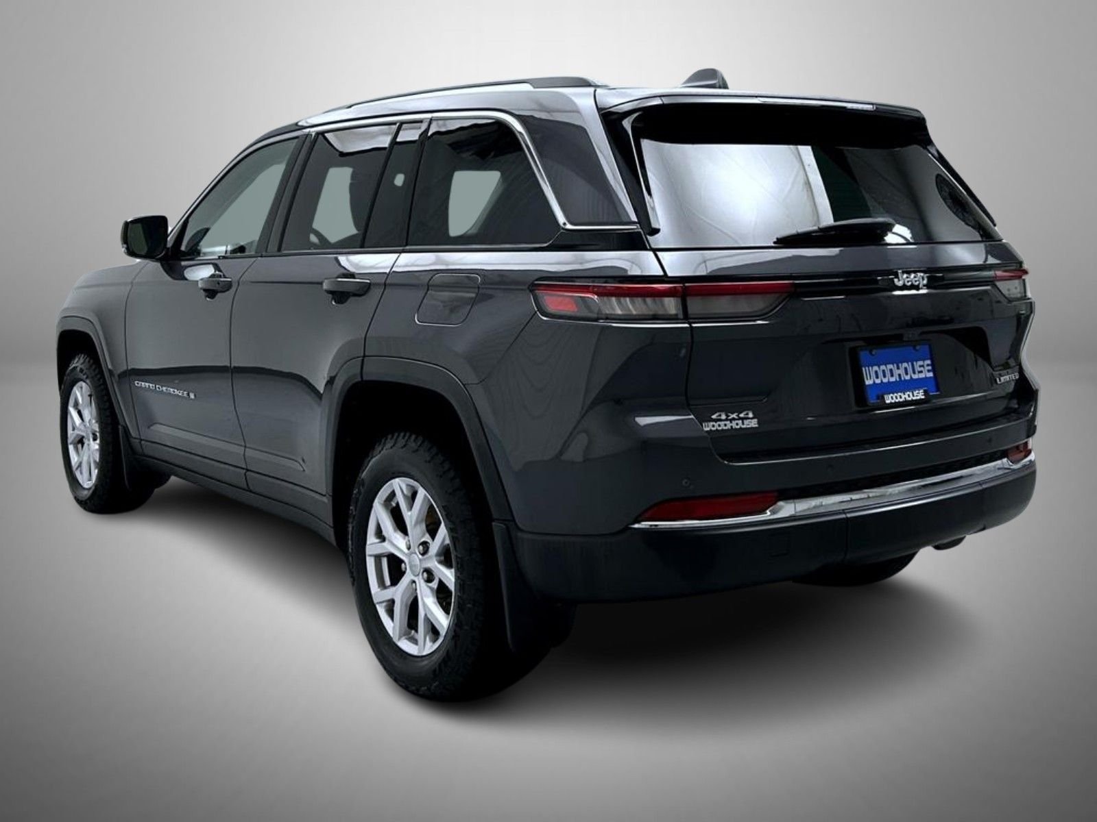 Used 2022 Gray Jeep Limited image 7