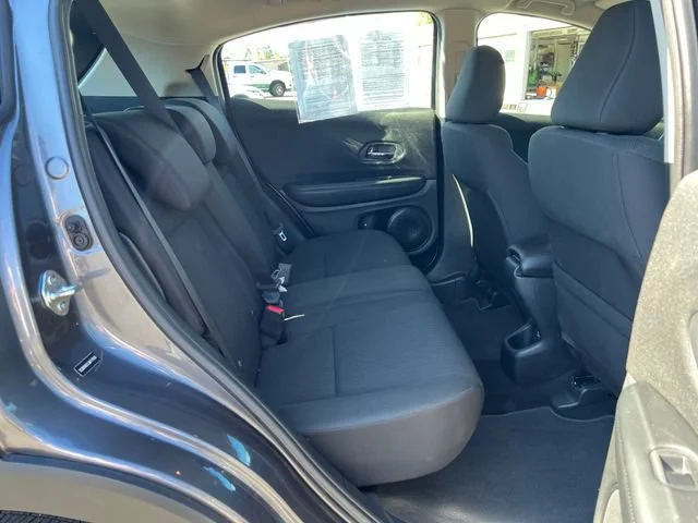 Used 2018 Modern Steel Metallic Honda LX image 10