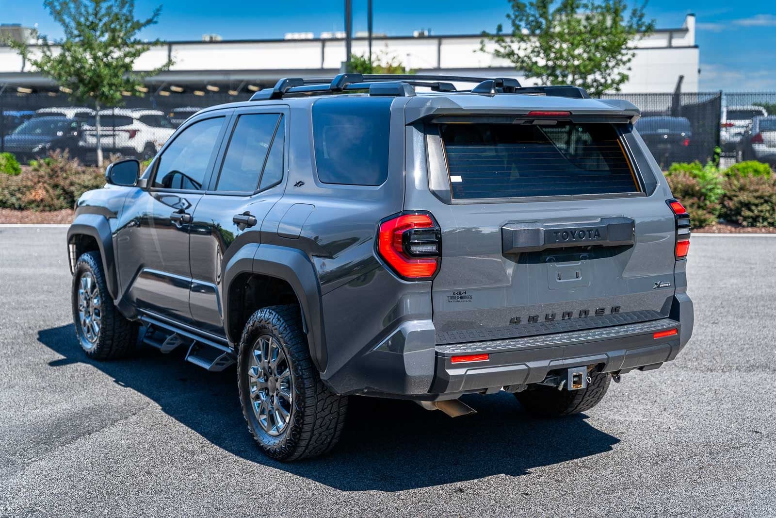 Used 2025  Toyota SR5 image 4