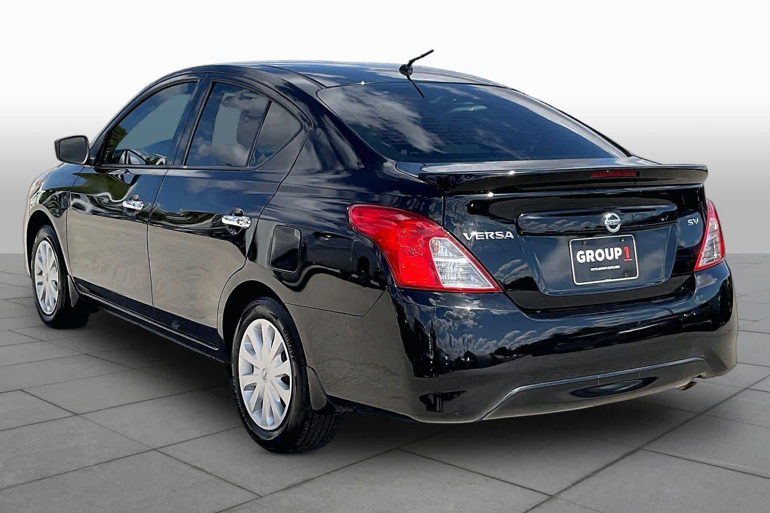 Used 2018 Super Black Nissan SV image 12