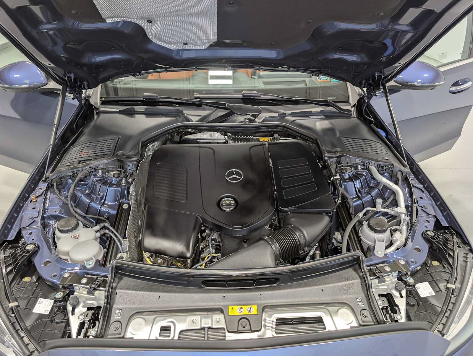 New 2026 Twilight Blue Metallic Mercedes-Benz C 300 image 11