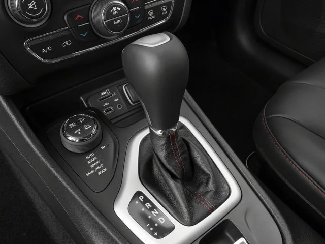 Used 2016 Deep Cherry Red Crystal Pearlcoat Jeep Trailhawk image 13