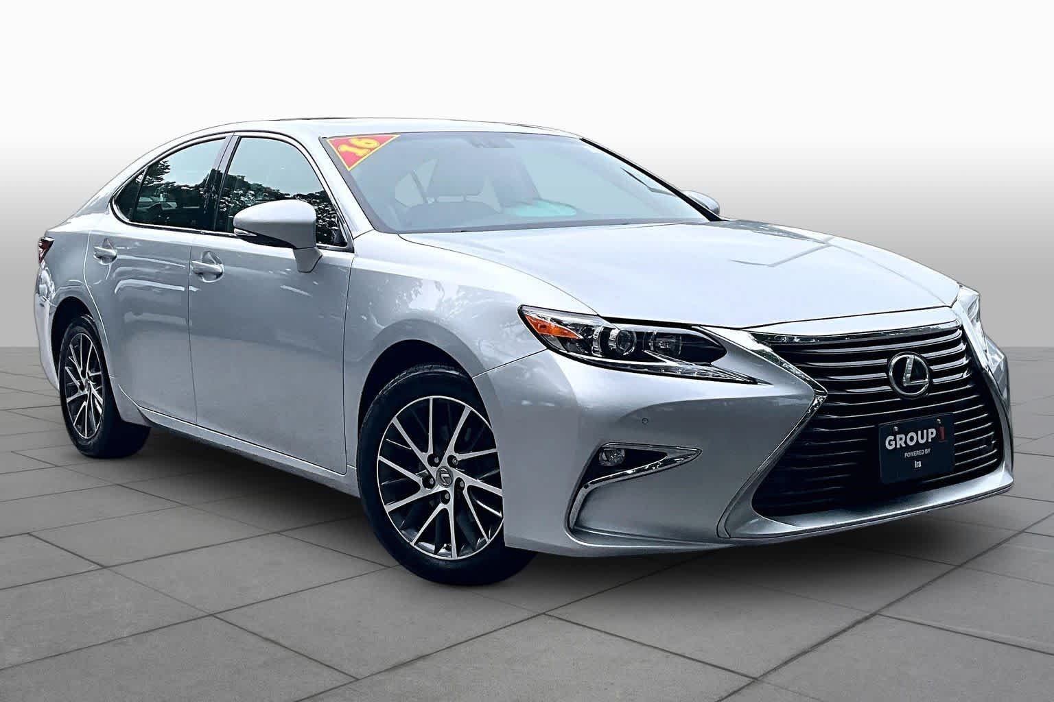 Used 2016 Silver Lining Metallic Lexus  image 3