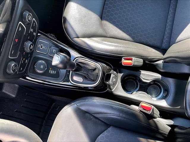 Used 2018 Blue Jeep Altitude image 15