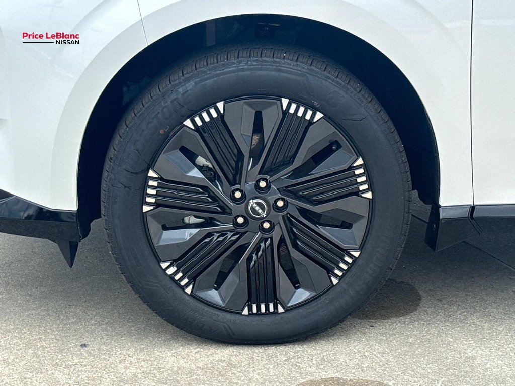 New 2026 Champagne Silver Metallic Nissan SL image 4