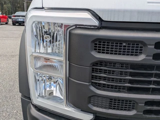 2025 Ford F-450 Super Duty Chassis Cab XL - Photo 10