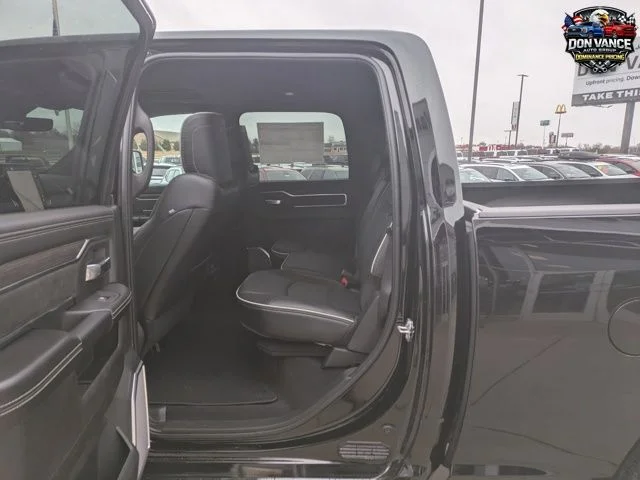 New 2026 Diamond Black Crystal Pearl-Coat Exterior Paint RAM Laramie image 22
