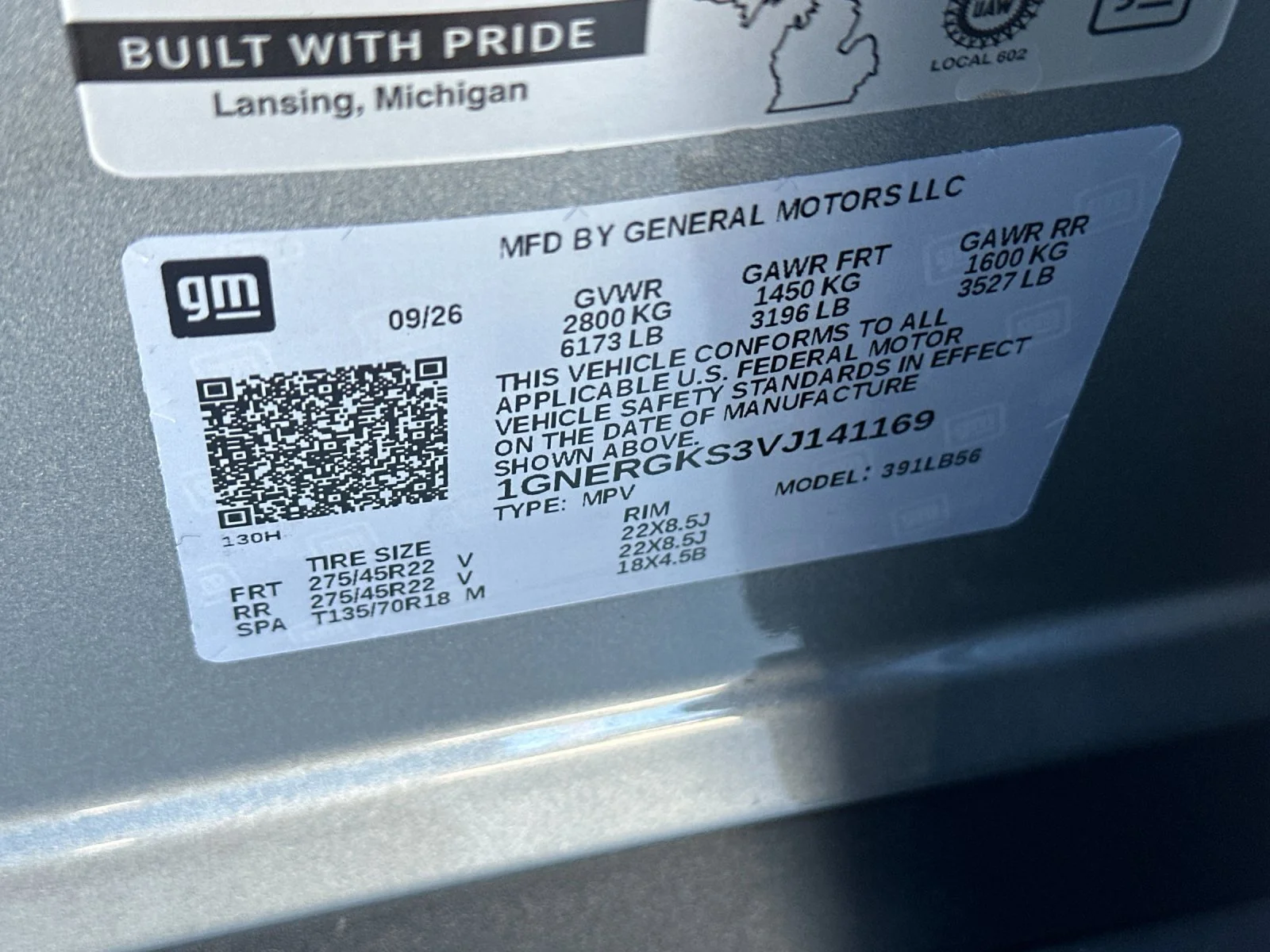 New 2027 Sterling Gray Metallic Chevrolet LT image 29