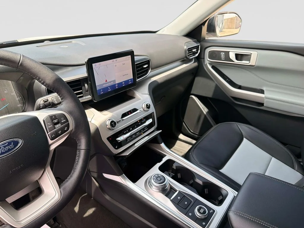 Used 2024 White Ford XLT image 28