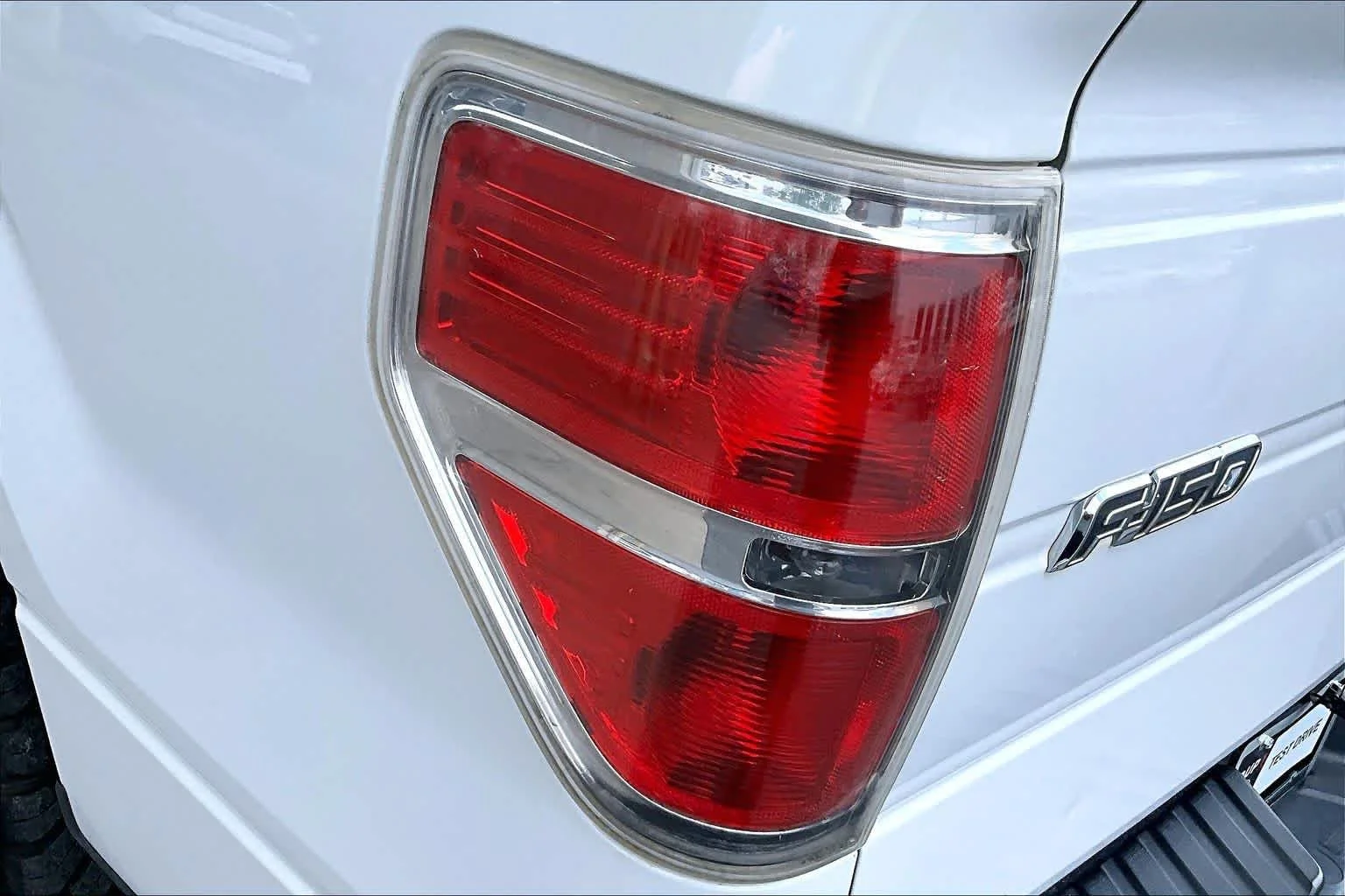 Used 2014 Oxford White Ford XL image 25