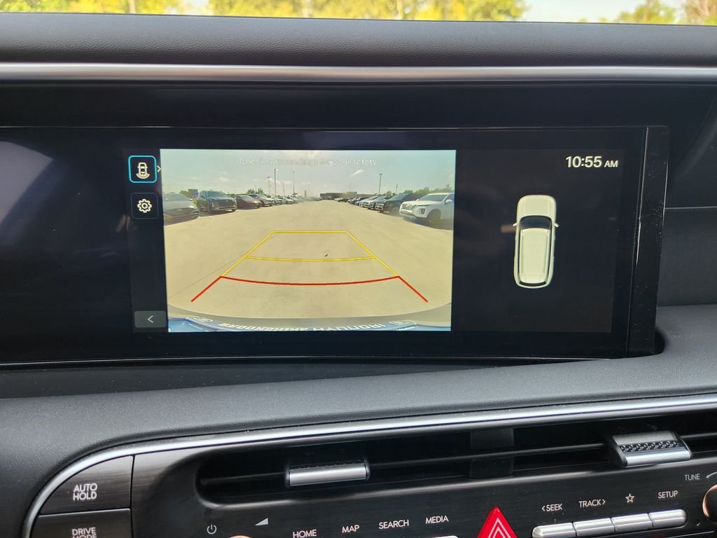 Used 2026 Creamy White Pearl Hyundai SEL 7P image 17
