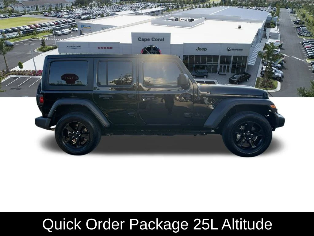 Certified Used 2022 Black Jeep Unlimited Sport Altitude image 4