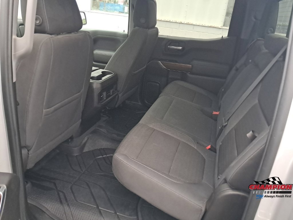Used 2019 Silver Chevrolet RST image 30