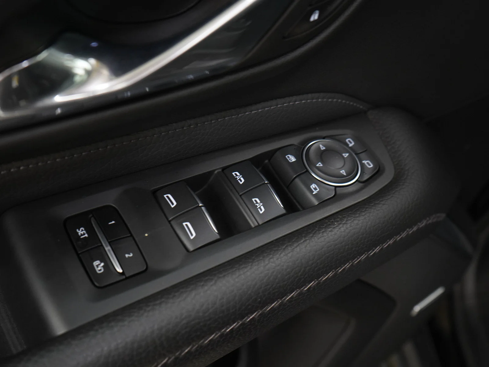 Used 2023 Onyx Black GMC Denali image 21
