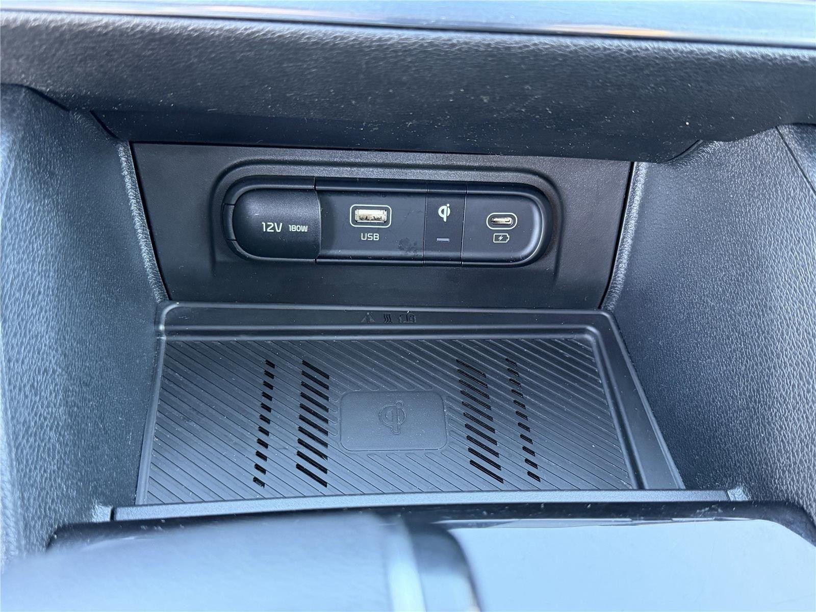 Used 2023 Wolf Gray Kia X-Line image 17