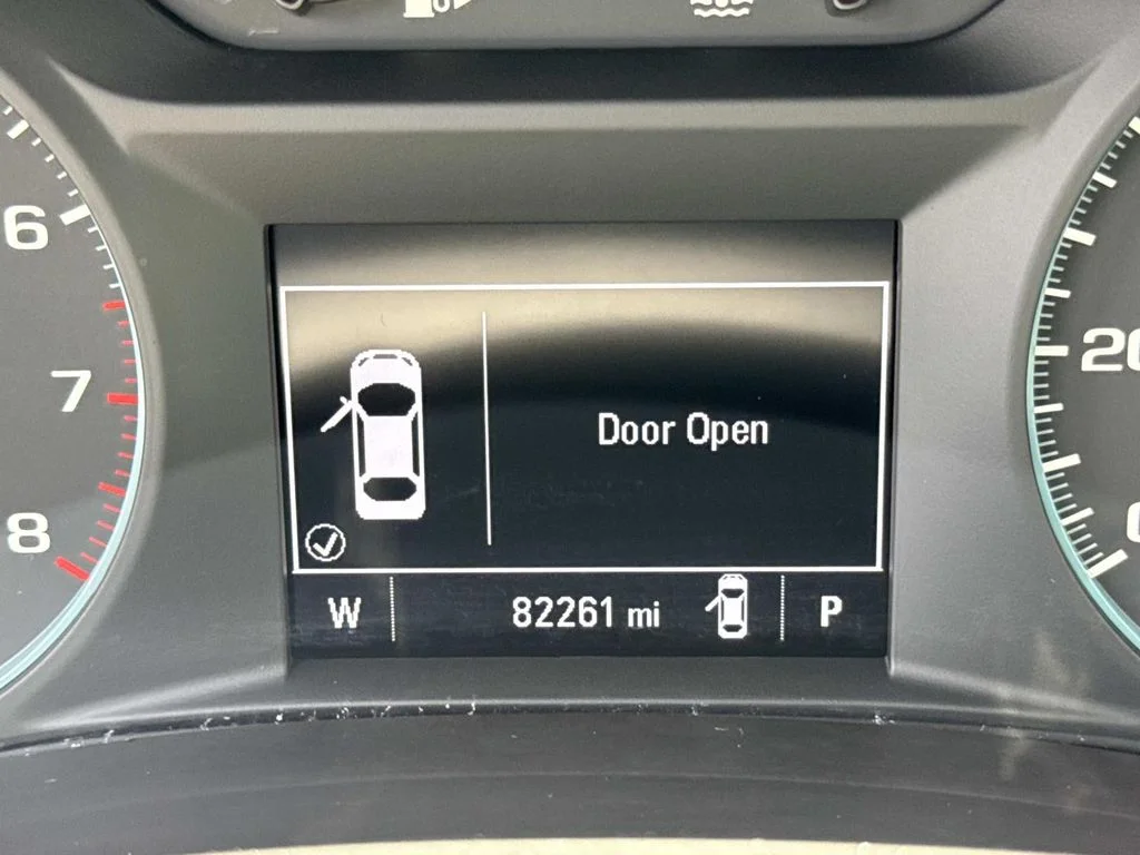 Used 2020 Gray Chevrolet LT image 37