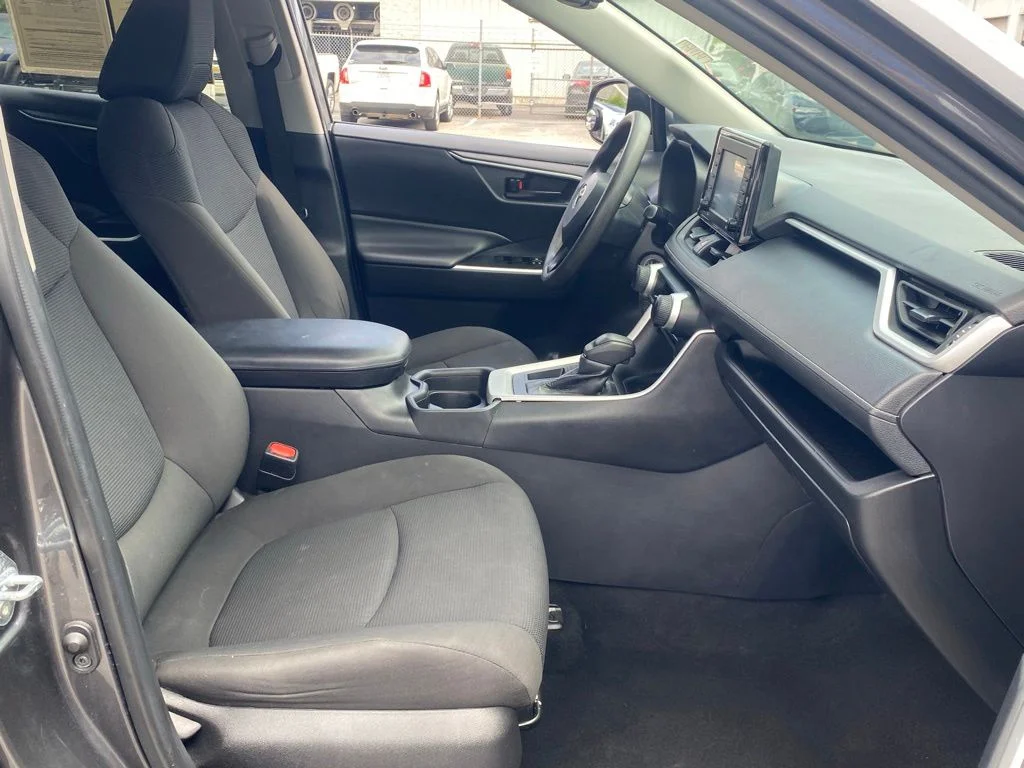Used 2021 Gray Toyota LE image 17