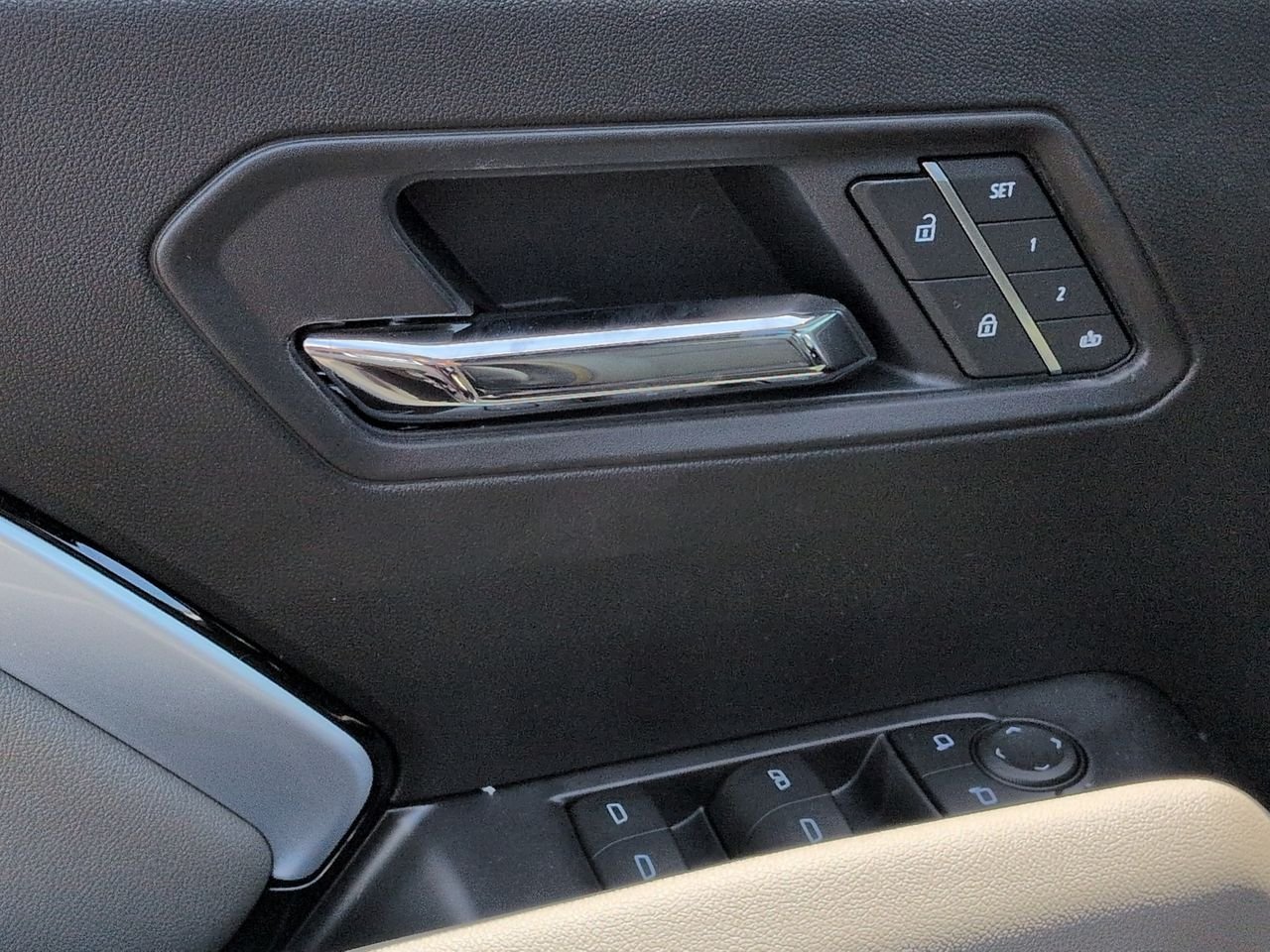 2026 Chevrolet Colorado ZR2 - Photo 24