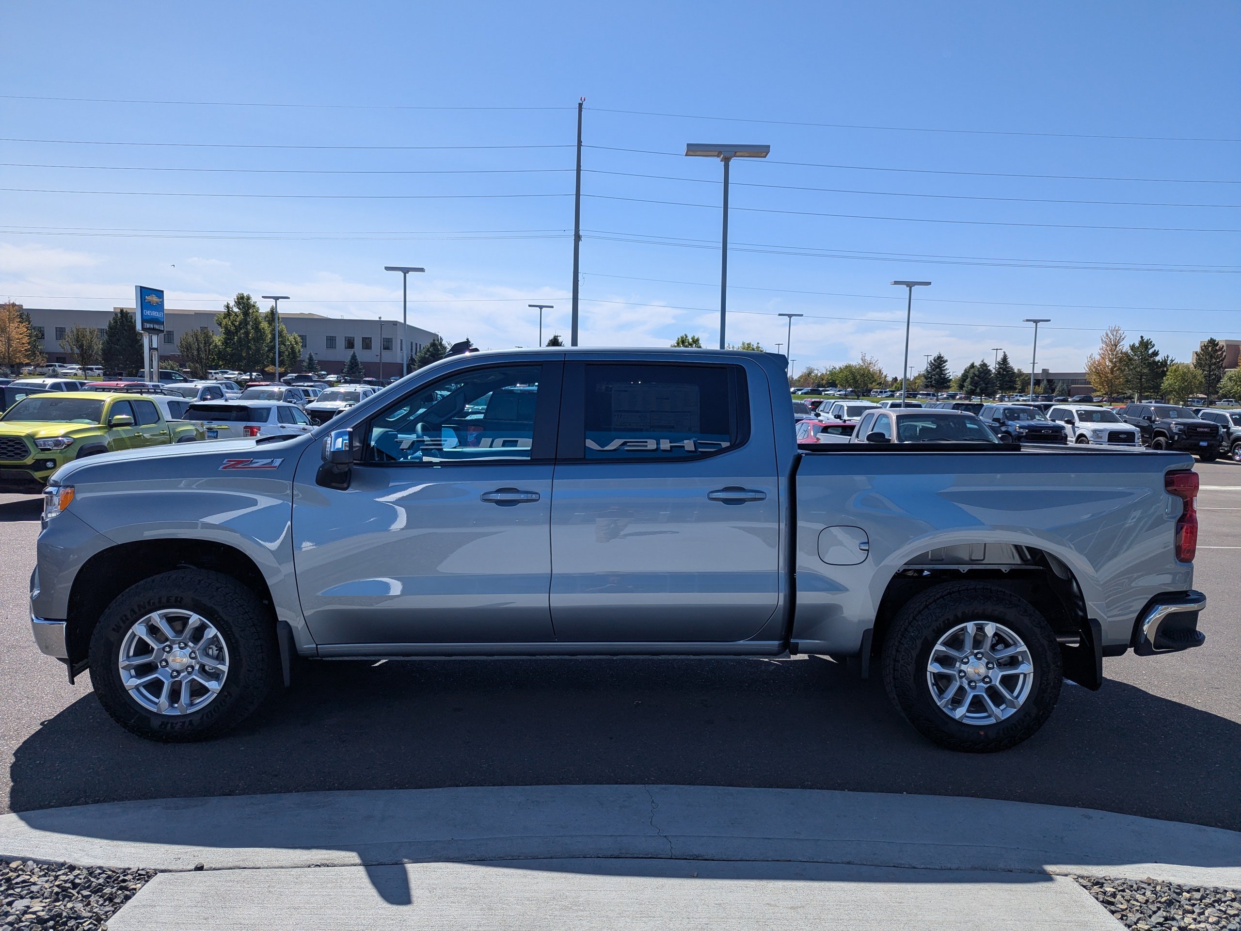 2026 Chevrolet Silverado 1500 LT - Photo 7