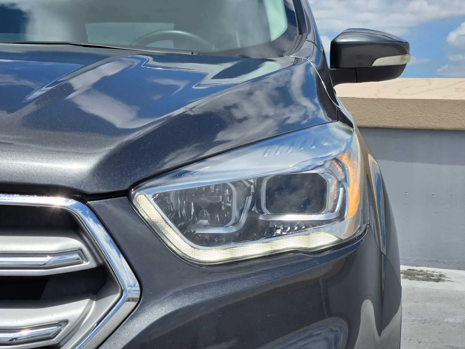 Used 2019 Magnetic Metallic Ford Titanium image 8