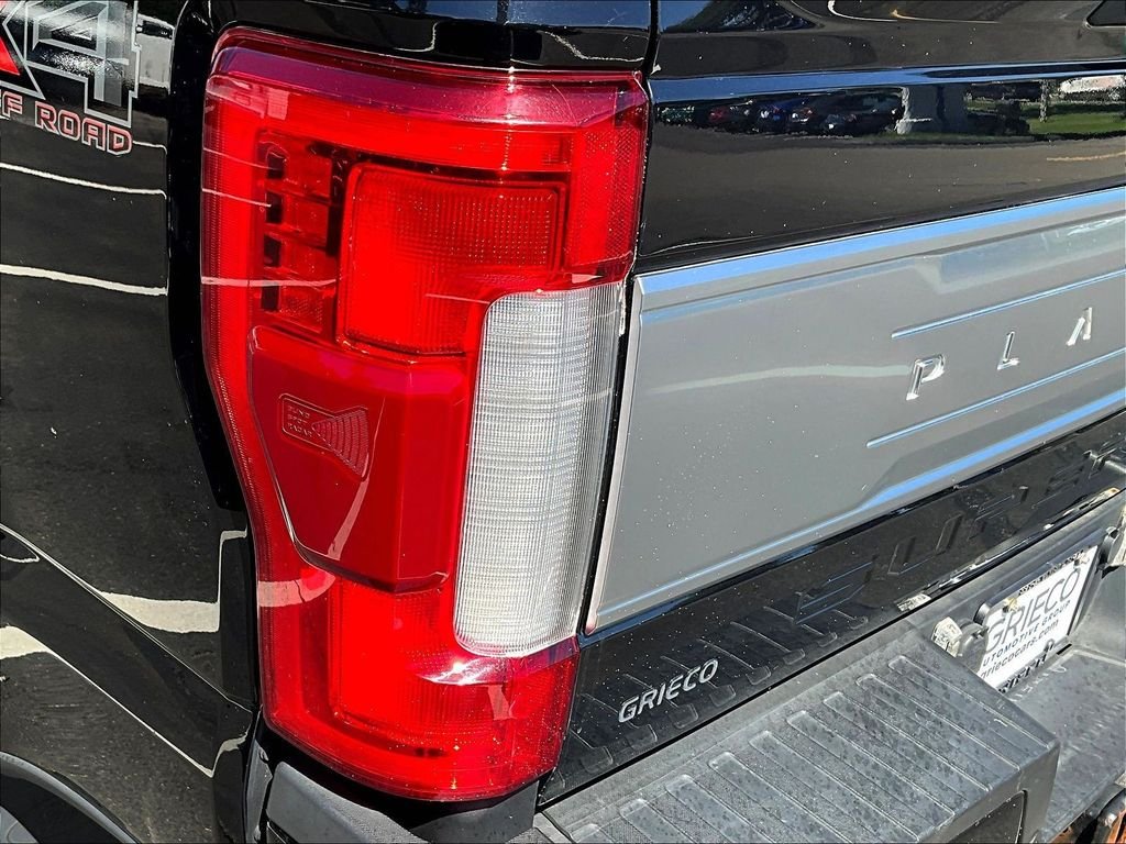 Used 2019 Black Ford Platinum image 24