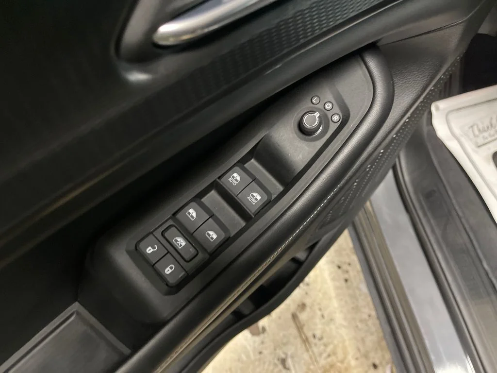 Certified Used 2025 Gray Jeep Laredo image 16