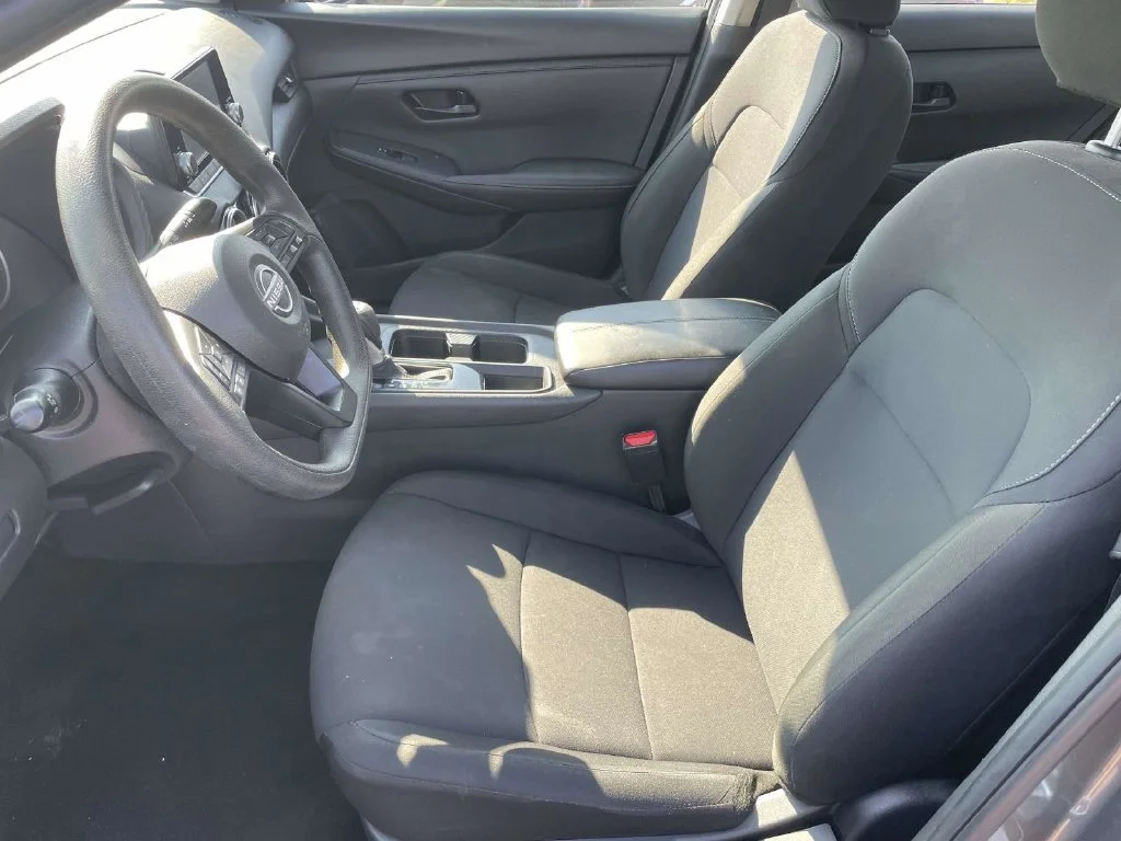 Used 2025 Gray Nissan S image 13
