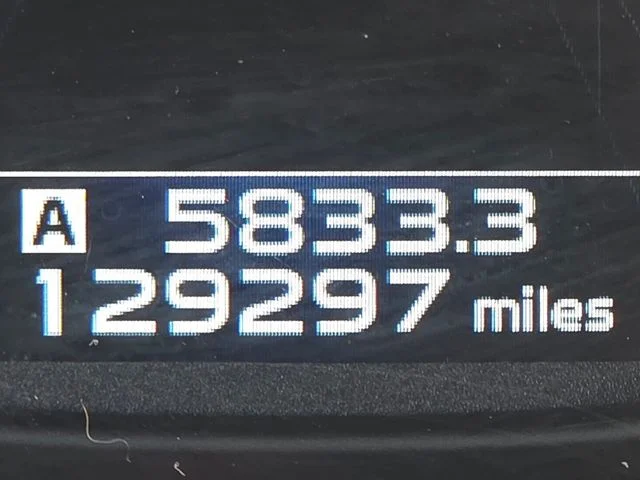 Used 2013 White Subaru 2.5i image 24