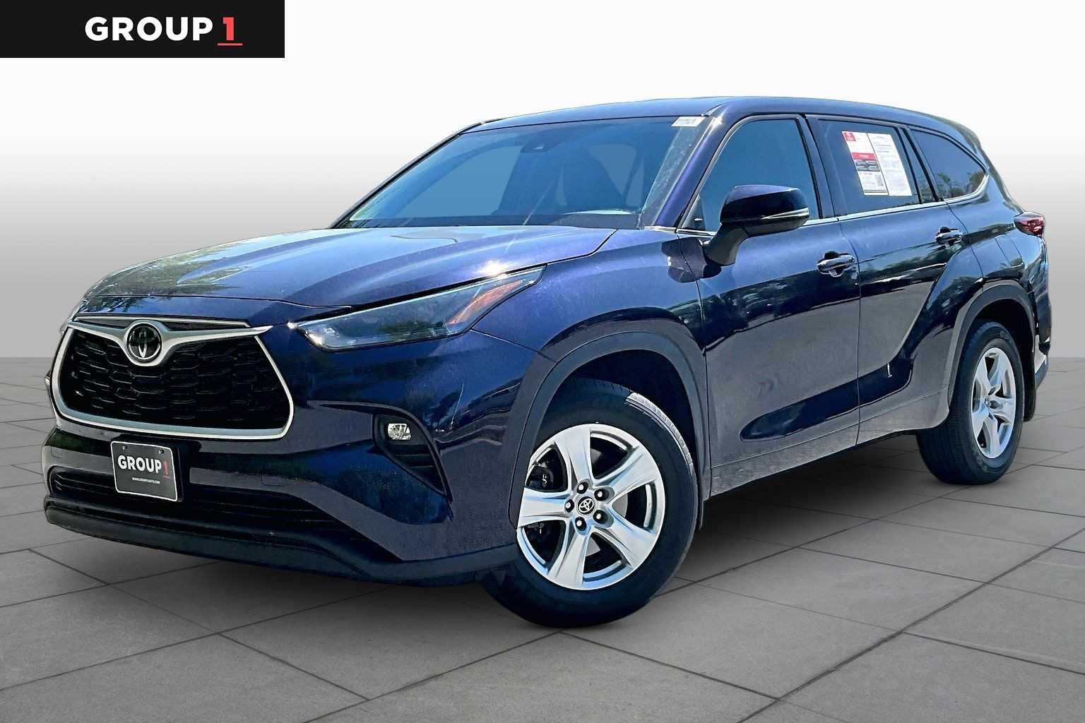 2022 Toyota Highlander LE