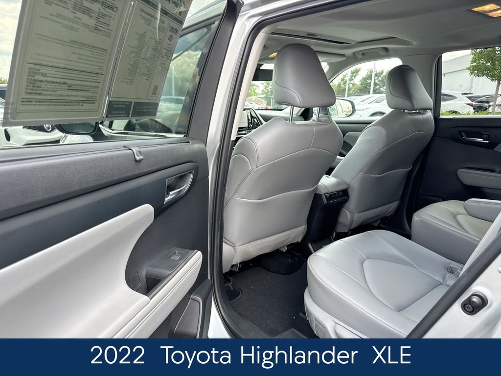 Used 2022 Silver Toyota XLE image 37