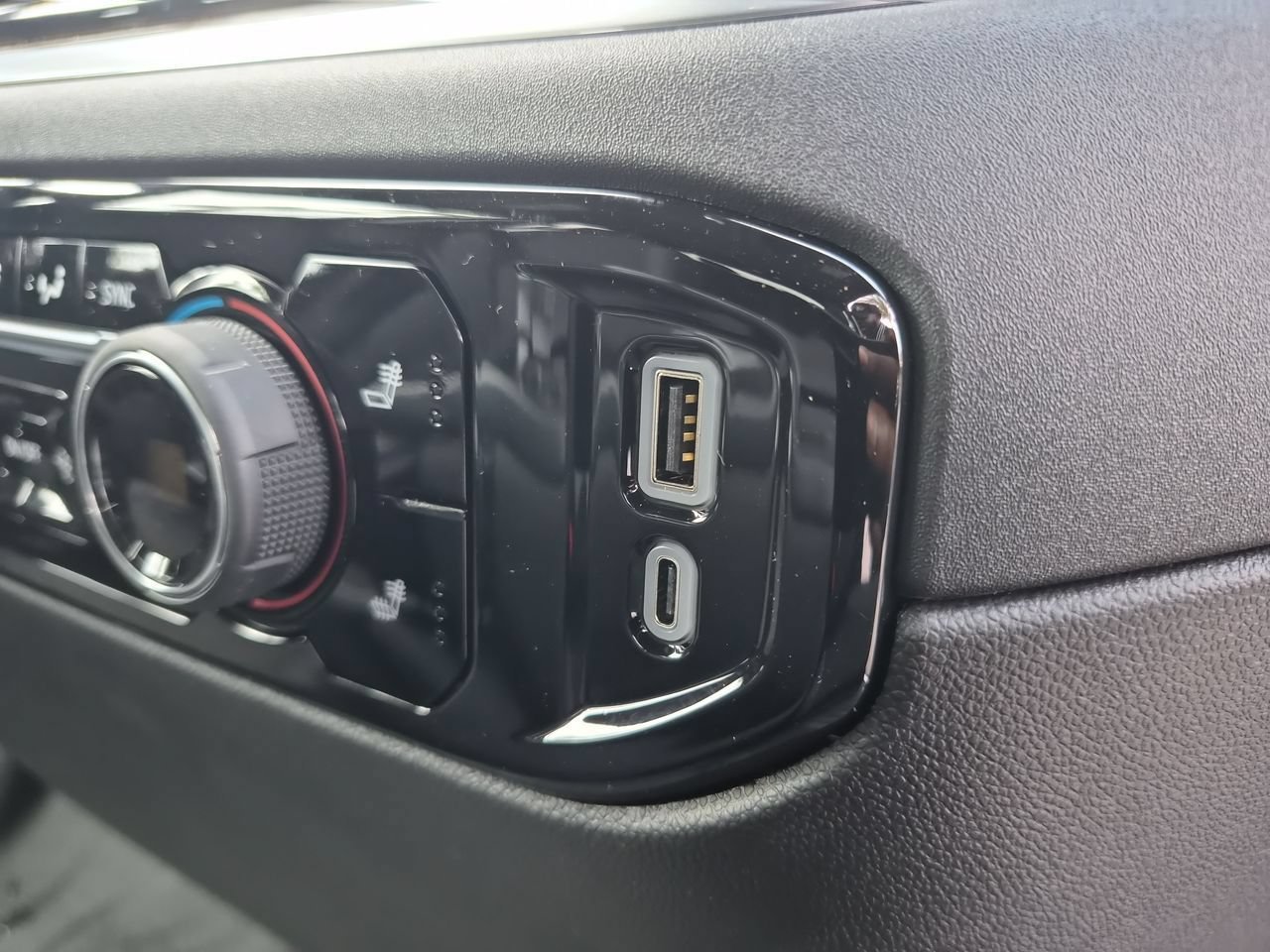 2026 Chevrolet Silverado 1500 RST - Photo 34