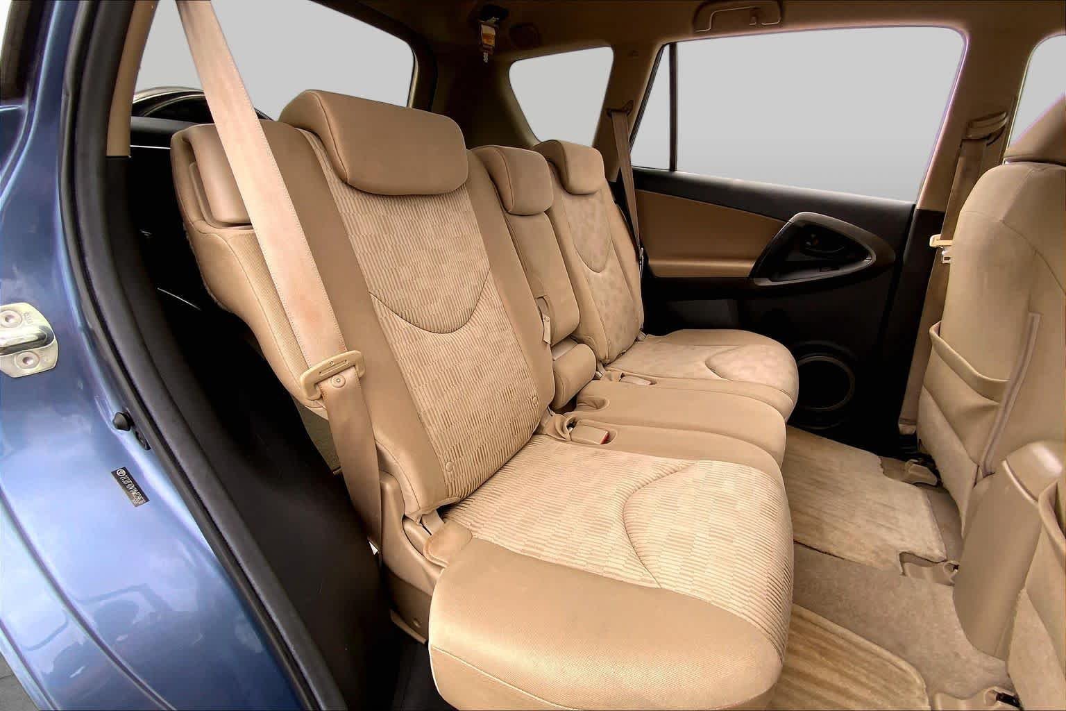 Used 2010 Pacific Blue Metallic Toyota  image 18