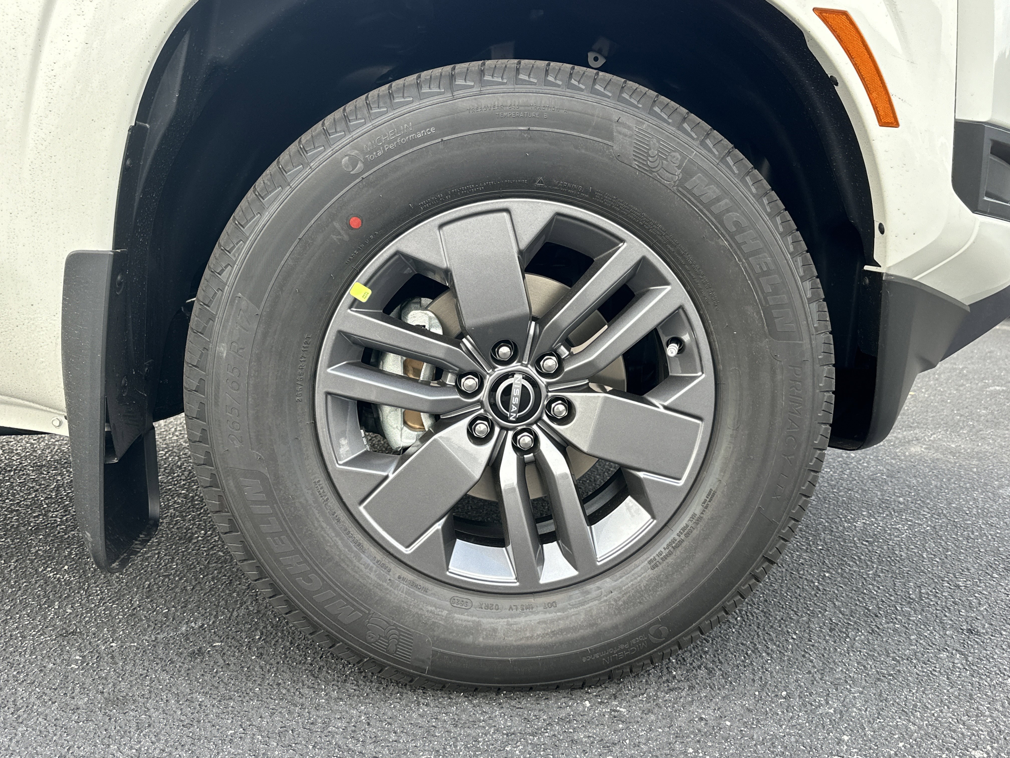 New 2026 Glacier White Nissan Crew Cab SV Long Bed image 13