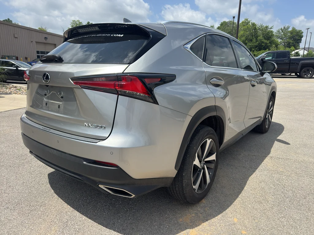 Used 2020 Atomic Silver Lexus Base image 5